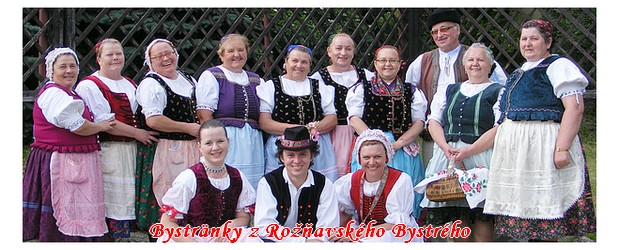  Folklórna skupina Bystränky z Rožňavského Bystrého