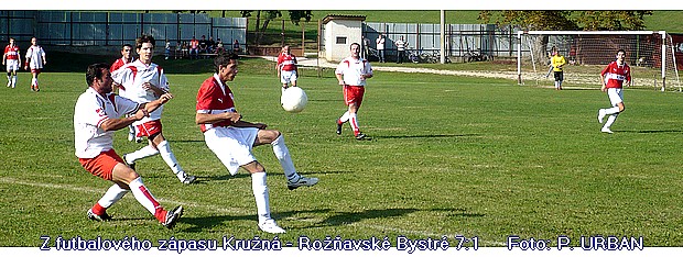 Z futbalového zápasu Kružná - Rožňavské Bystré 7:1 (3:1). Foto: Peter Urban