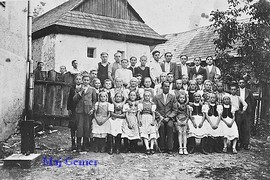 Účastníci tanečnej školy v Rožňavskom Bystrom