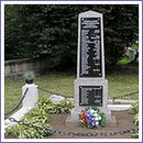 Pomník hrdinom SNP v Slavošovciach padlých pri výbuchu 23.10.1944